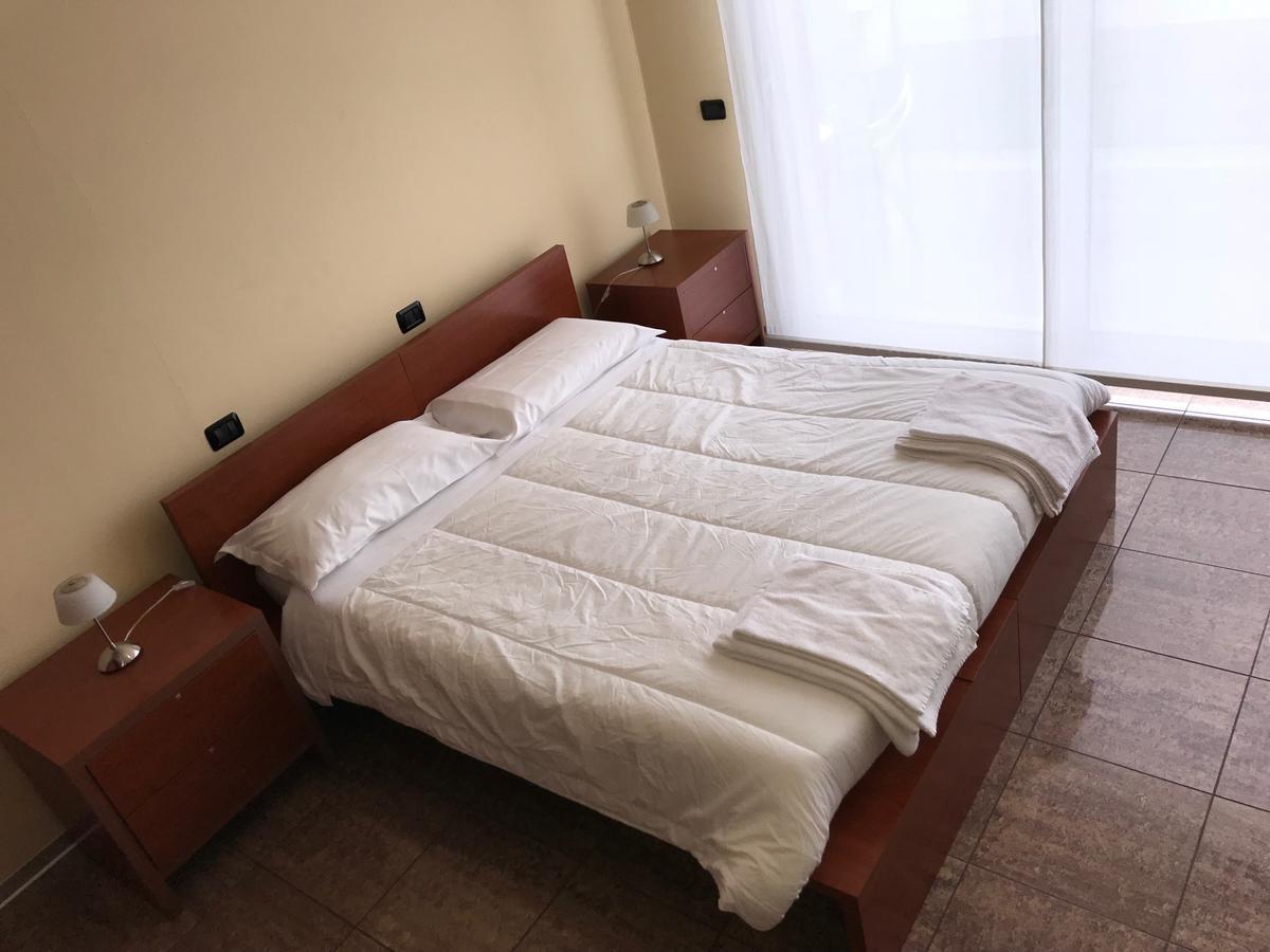 Residence Fermi Casarile Zewnętrze zdjęcie