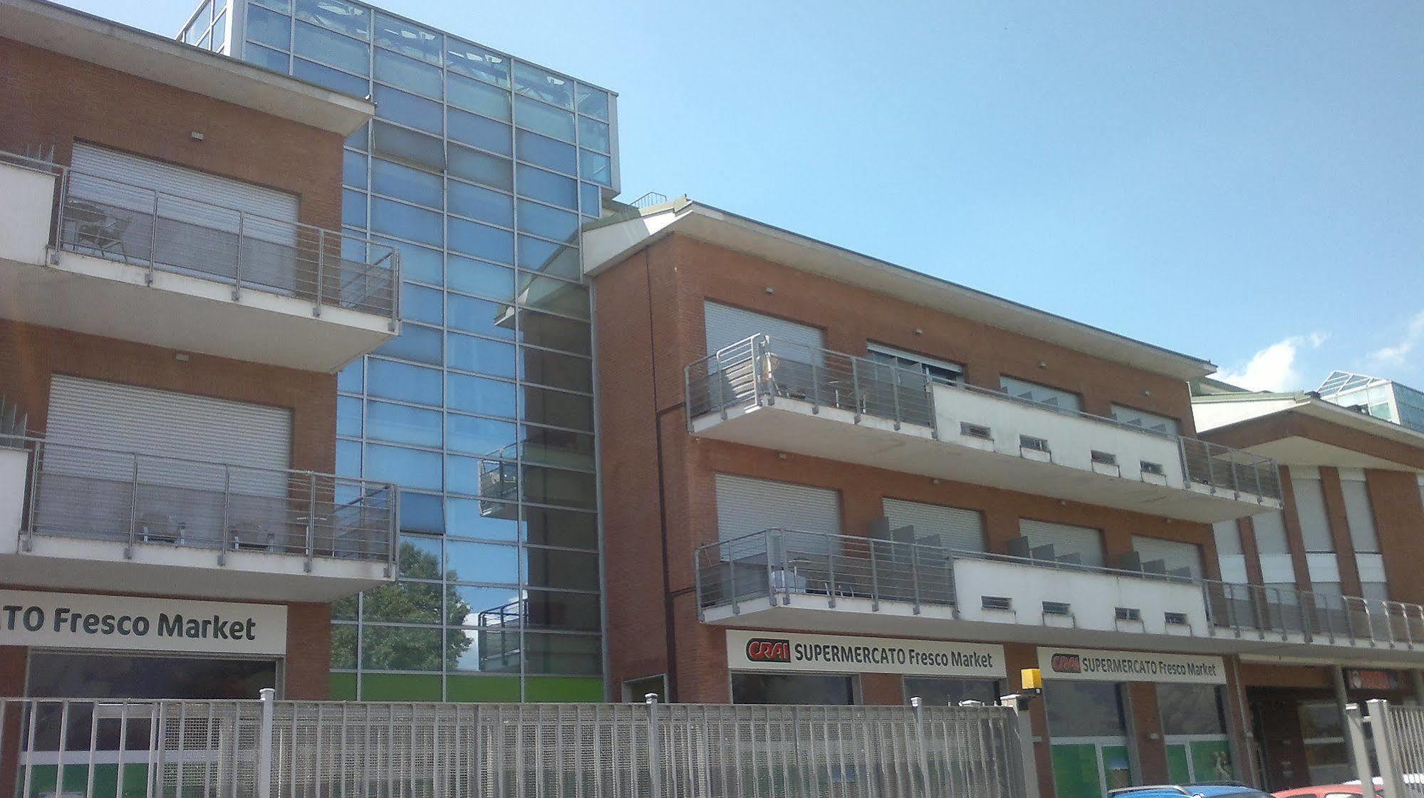 Residence Fermi Casarile Zewnętrze zdjęcie