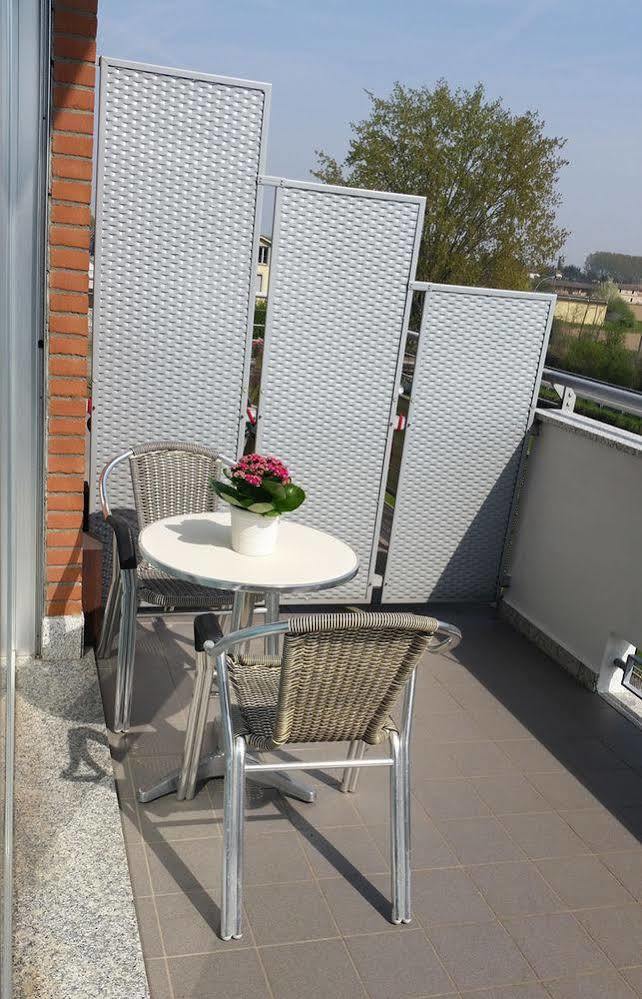 Residence Fermi Casarile Zewnętrze zdjęcie